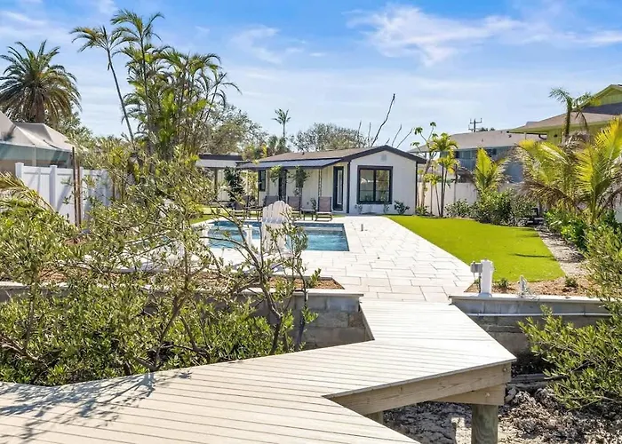 Holiday home Waterfront Paradise Palms 